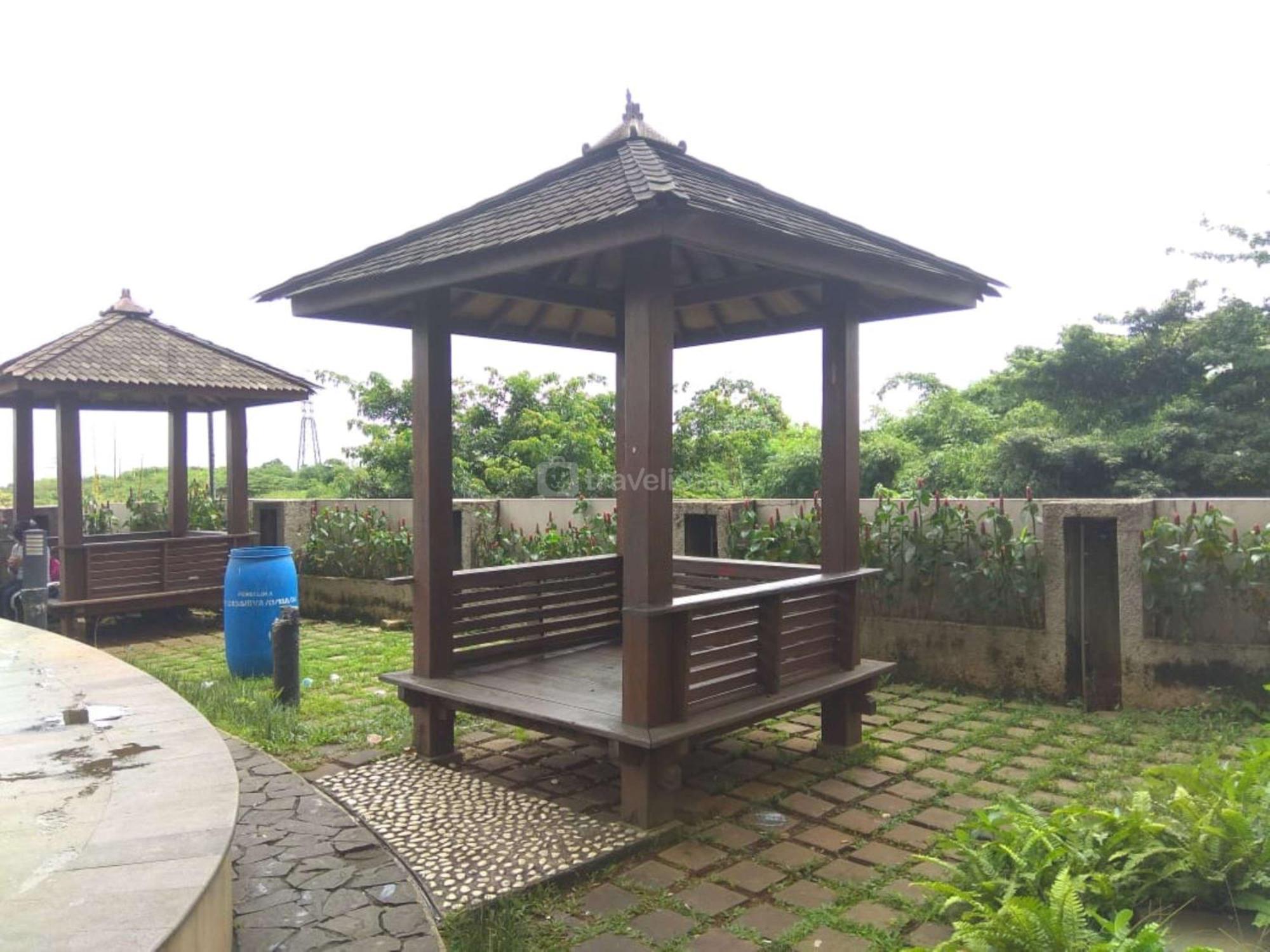 Modern Look 2br At Valley By Travelio * Bogor